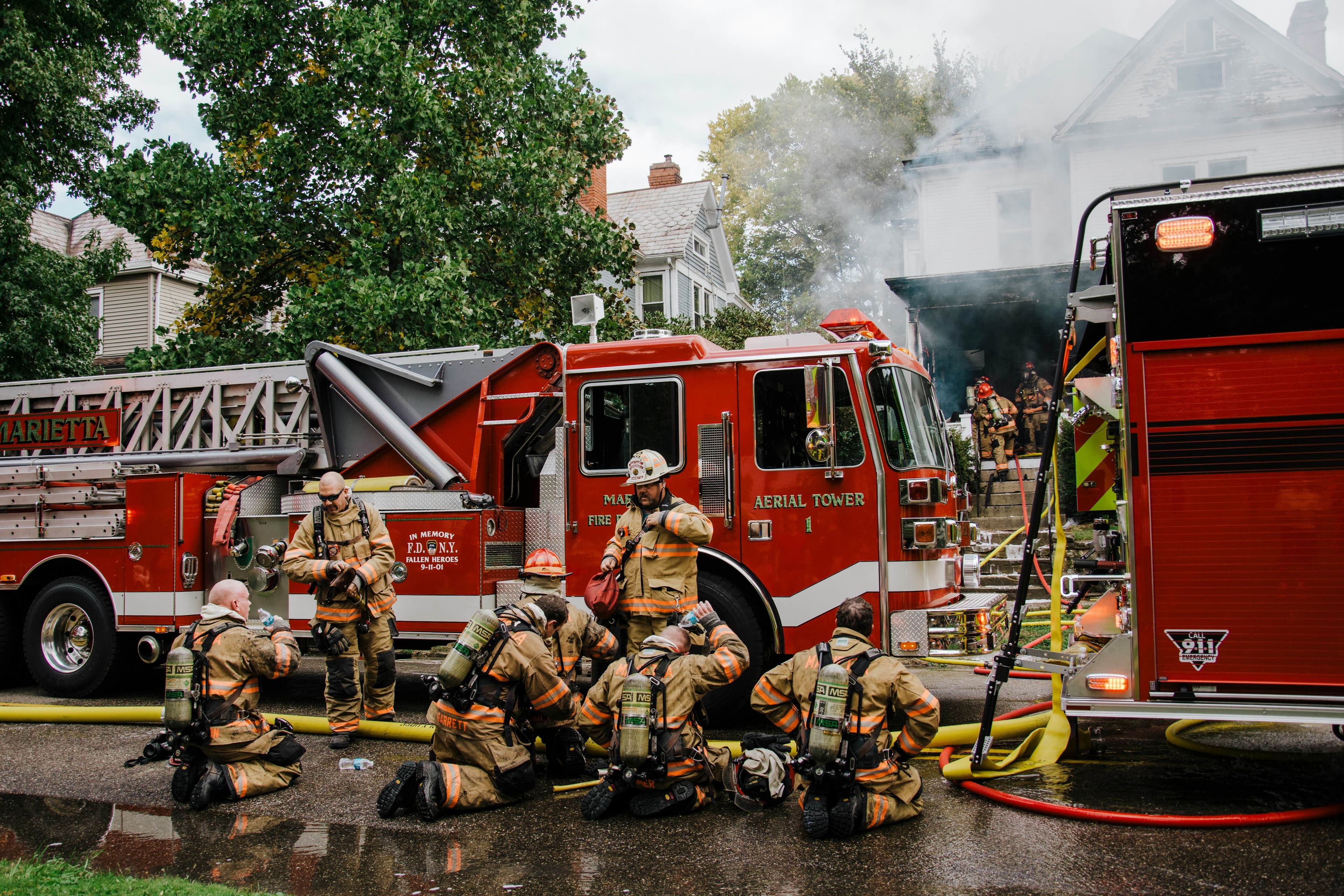 The Life-Saving Trinity: How Smart Locks, Detectors, and Thermostats Work Together to Protect Your Home During a Fire